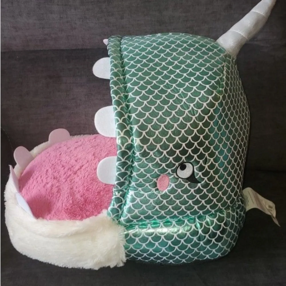 New Narwhal Narly Sleeper Soft Plush Felt Teeth Open Mouth Pet Bed Sleeper